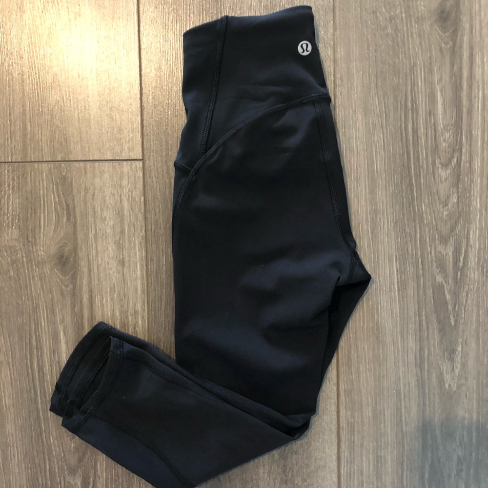 BLACK CROPPED LULU LEGGINGS